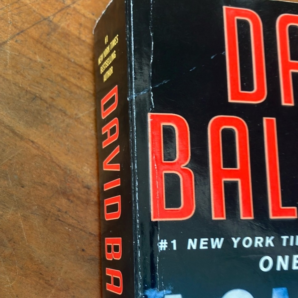 Book: A Gambling Man by David Baldacci - softcover - Picture 13 of 15